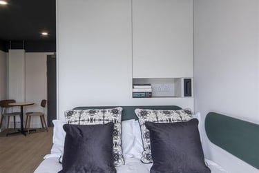1 bed studio, Lower Gilmore Place, Fountainbridge, Edinburgh, EH39NY - Image 5